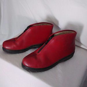 Novella Bootie Swiss made Vintage Red Leather Low top Size 6 EU, 7.5 US